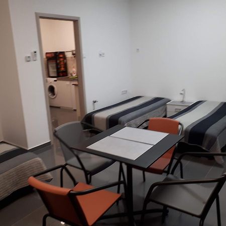Kertvarosi Apartman Tiszaujvaros Luaran gambar