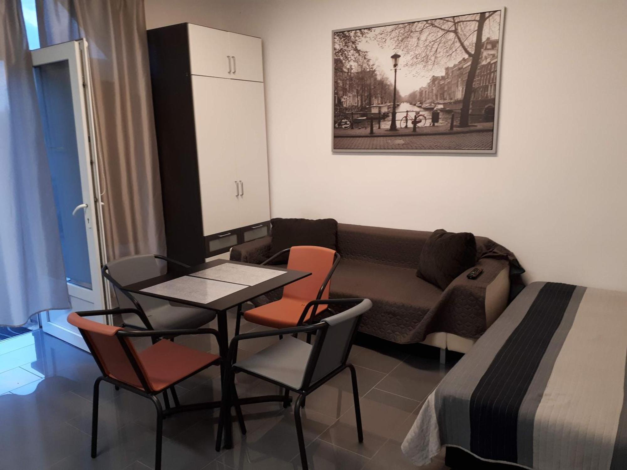 Kertvarosi Apartman Tiszaujvaros Luaran gambar
