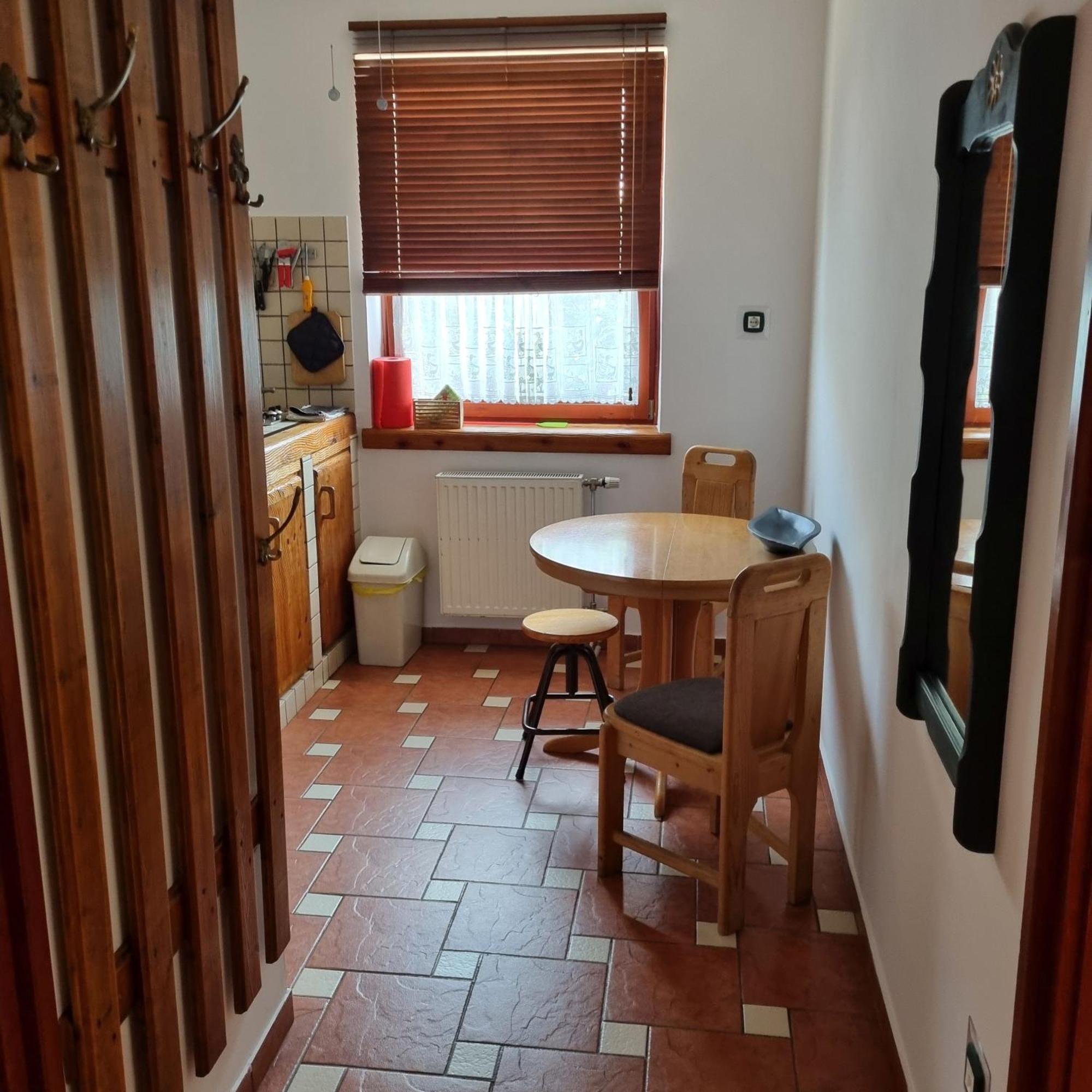 Kertvarosi Apartman Tiszaujvaros Luaran gambar