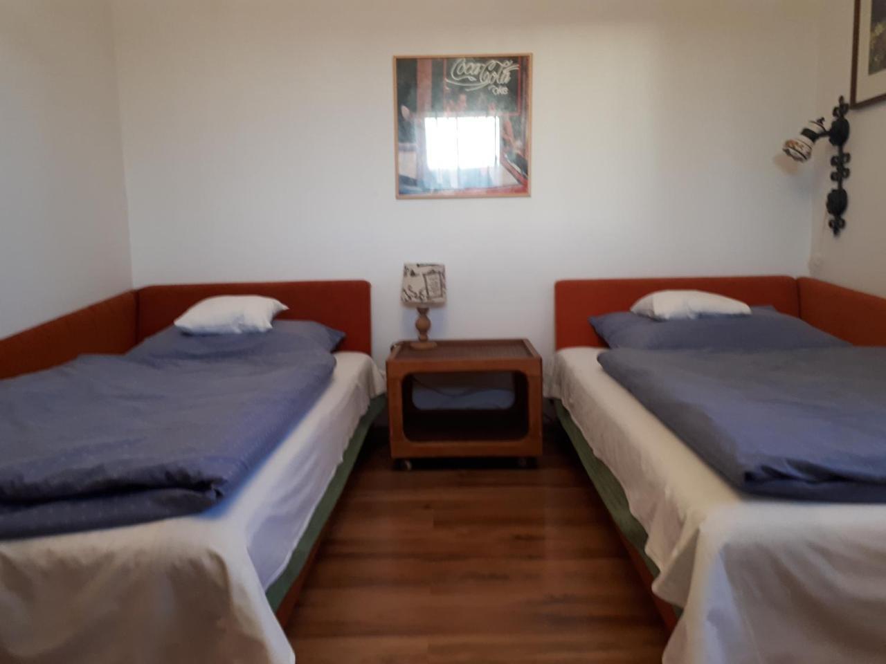 Kertvarosi Apartman Apartment Tiszaujvaros Luaran gambar